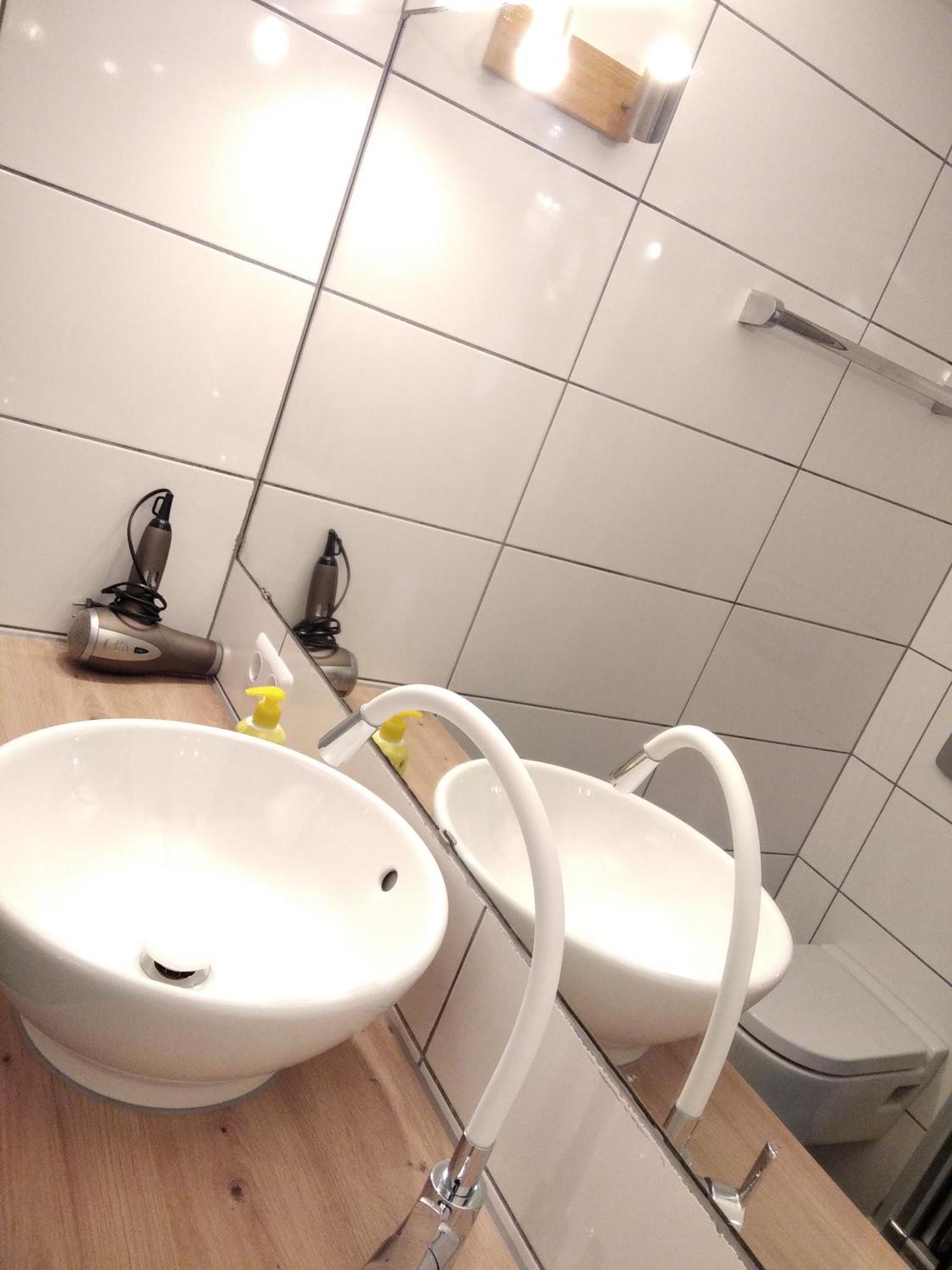Sroom 118 And 119 In Center Reutlingen Exteriér fotografie