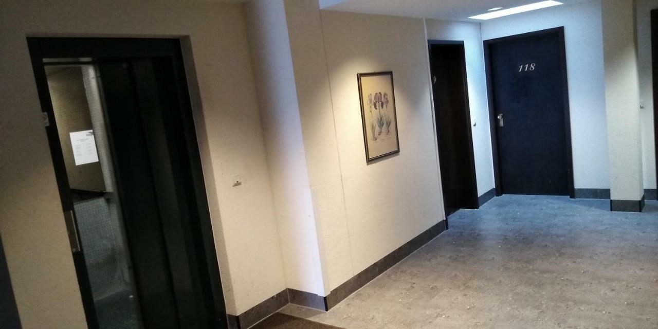 Sroom 118 And 119 In Center Reutlingen Exteriér fotografie